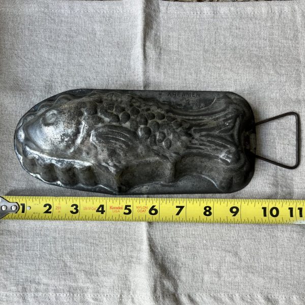 Metal Fish Mold - Image 2