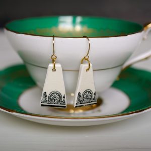 "Damascus" Black and White Earrings