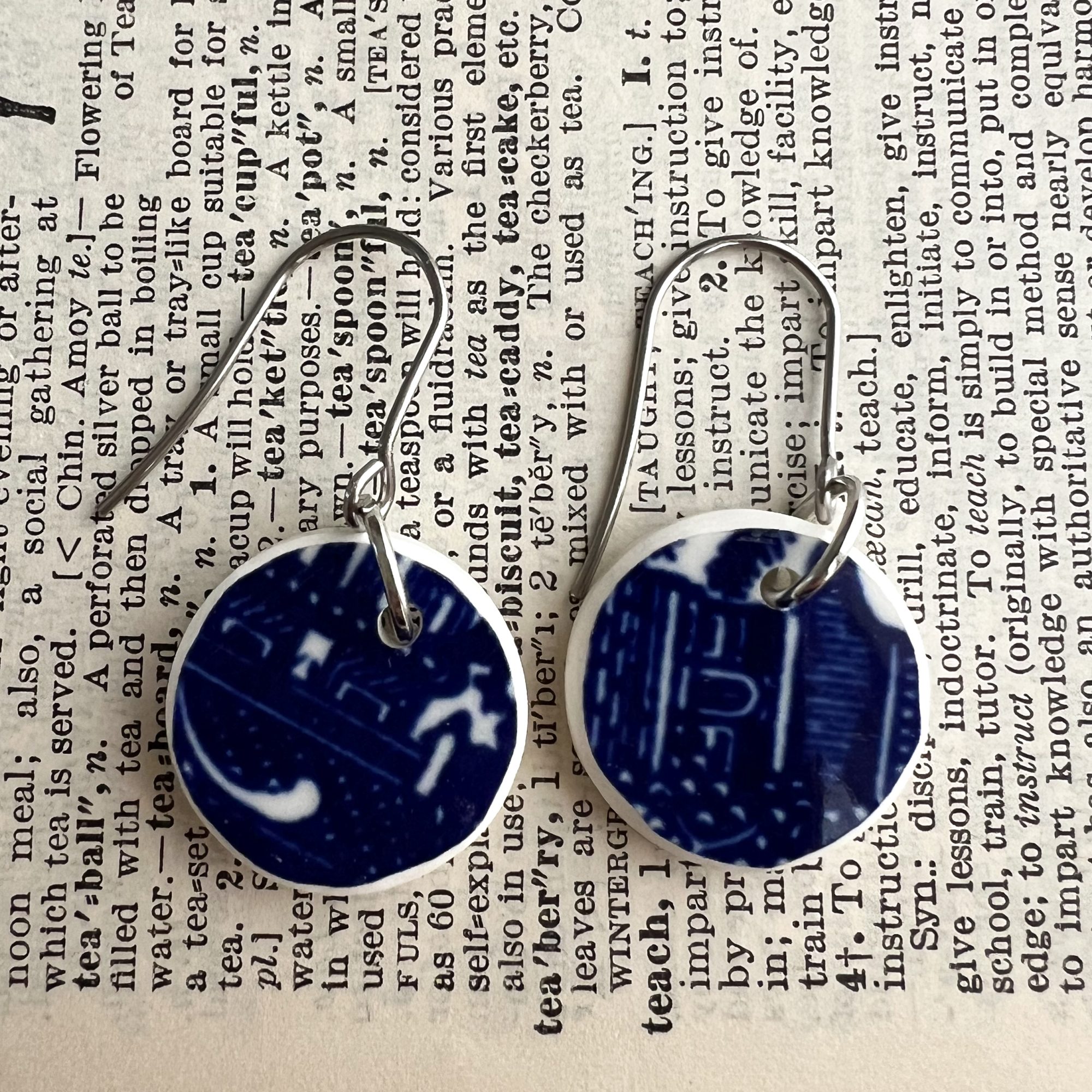 "Willow Ware" Earrings - Image 2